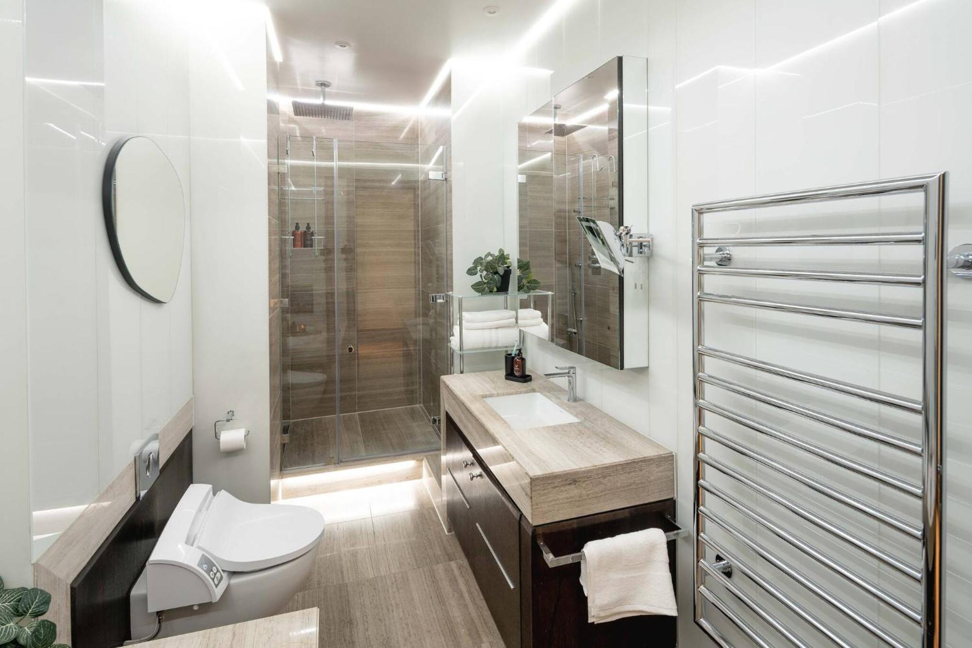 Designer - Heart Of Mayfair Apartment